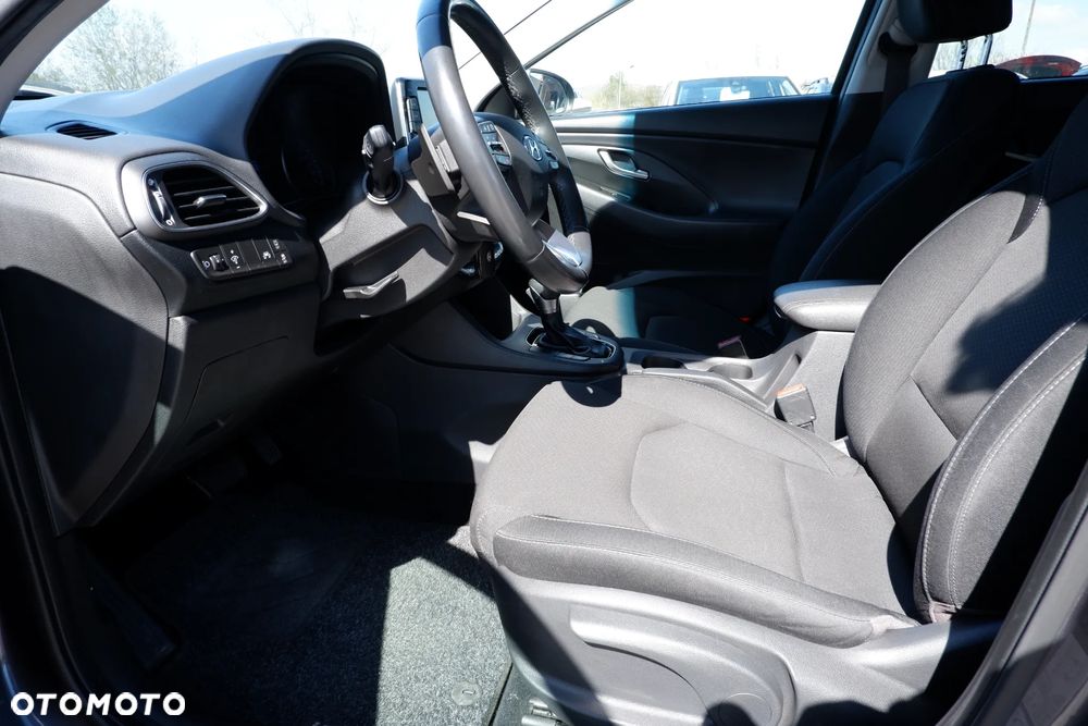 Hyundai i30 1.6 CRDI DCT Trend - 26