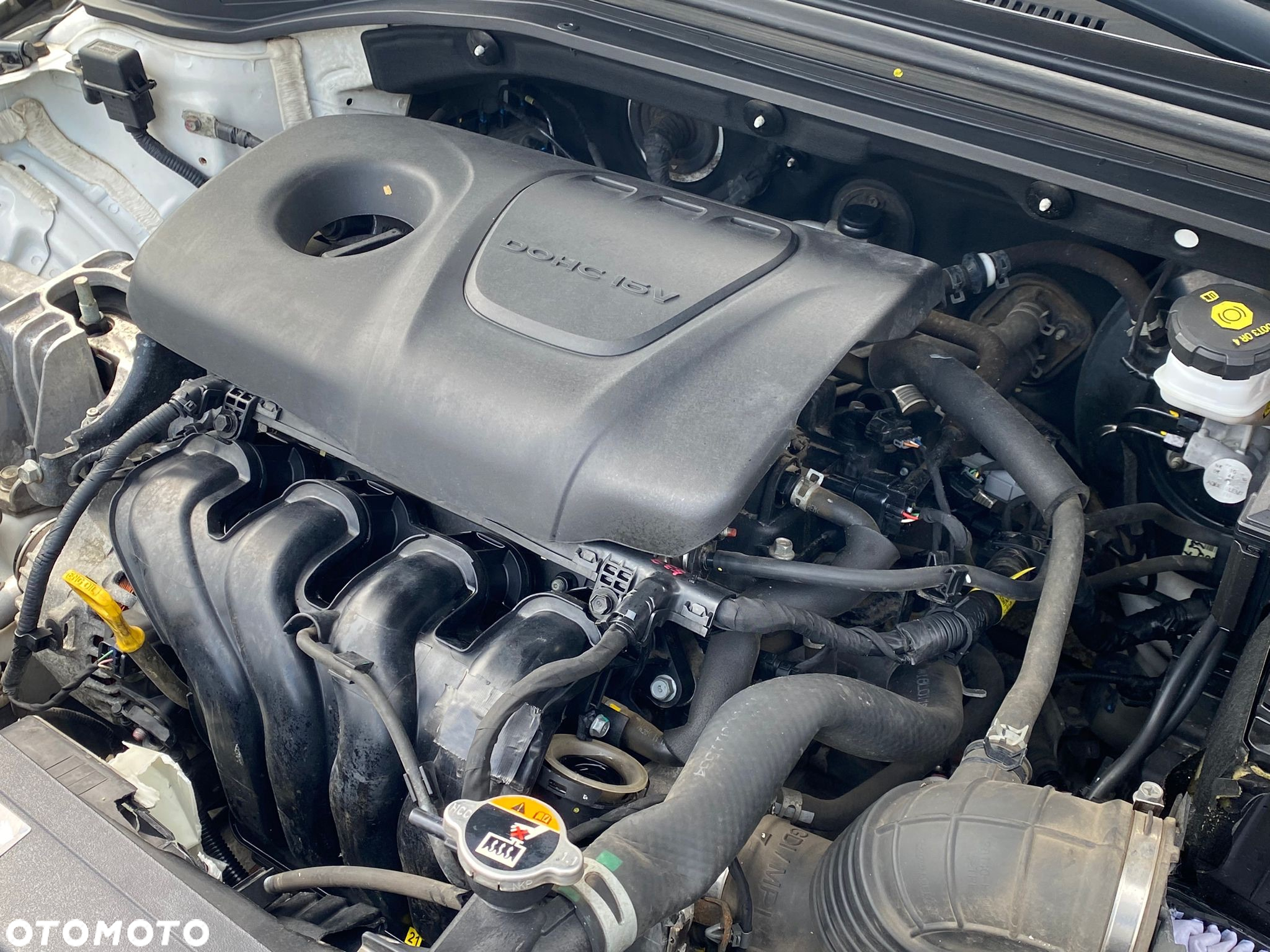 Hyundai Elantra 1.6 Comfort - 8