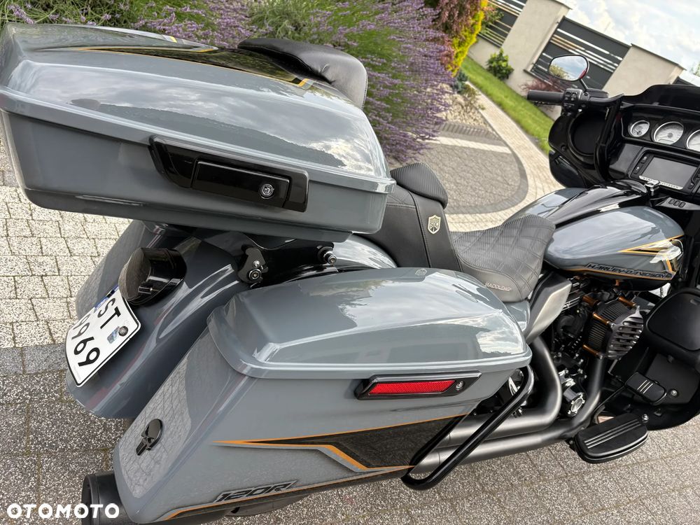 Harley-Davidson Touring Street Glide - 9