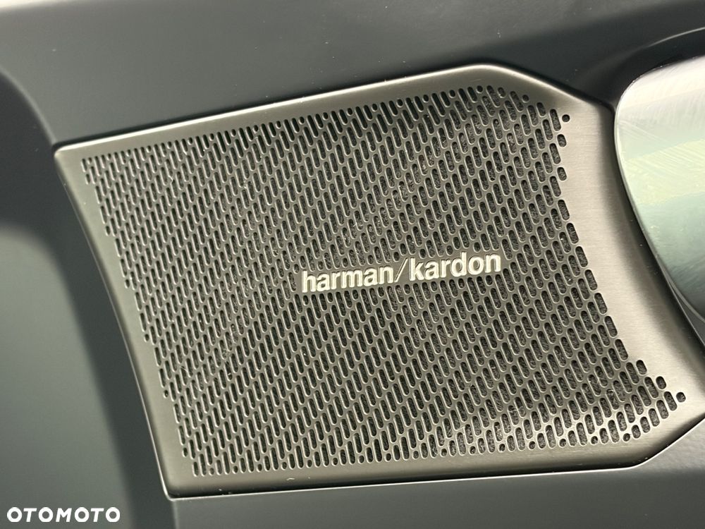 Volvo XC 40 B3 B DKG Plus Black Edition - 6