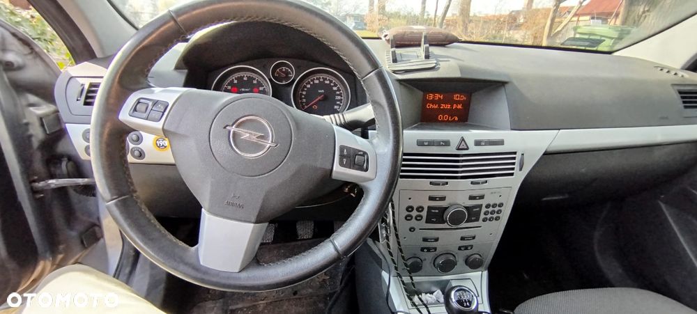 Opel Astra 1.6 Edition 111 Jahre - 7
