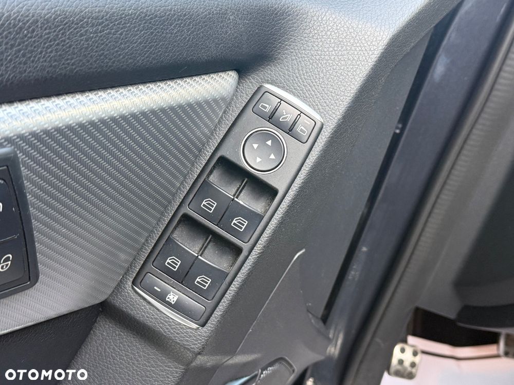 Mercedes-Benz GLK [204] 12-15 - 23