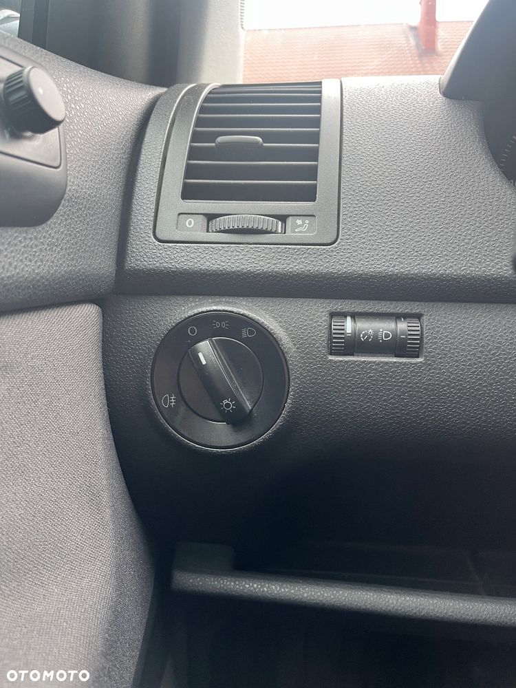 Volkswagen Polo - 17