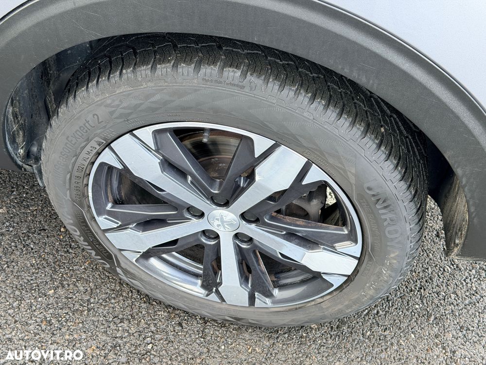 Peugeot 5008 PureTech 130 EAT6 Allure - 14