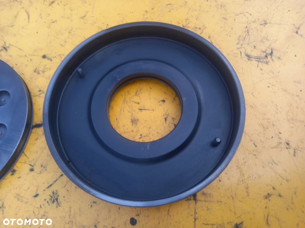 Przedni WOM New Holland T7.230 - 26