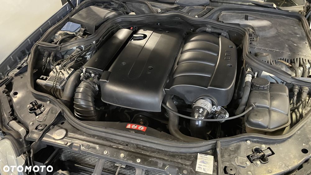 Mercedes-Benz Klasa E - 22