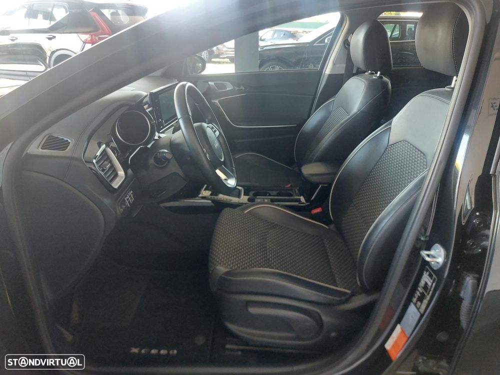 Kia XCeed 1.6 GDi PHEV Drive - 13