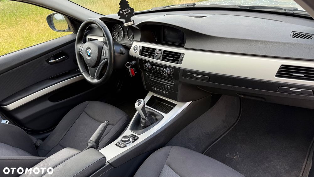 BMW Seria 3 320d DPF - 20