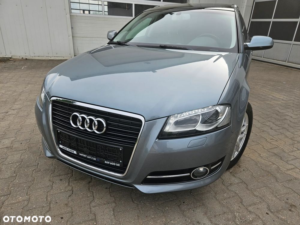 Audi A3 Sportback 1.2 TFSI S tronic S line Sportpaket - 1