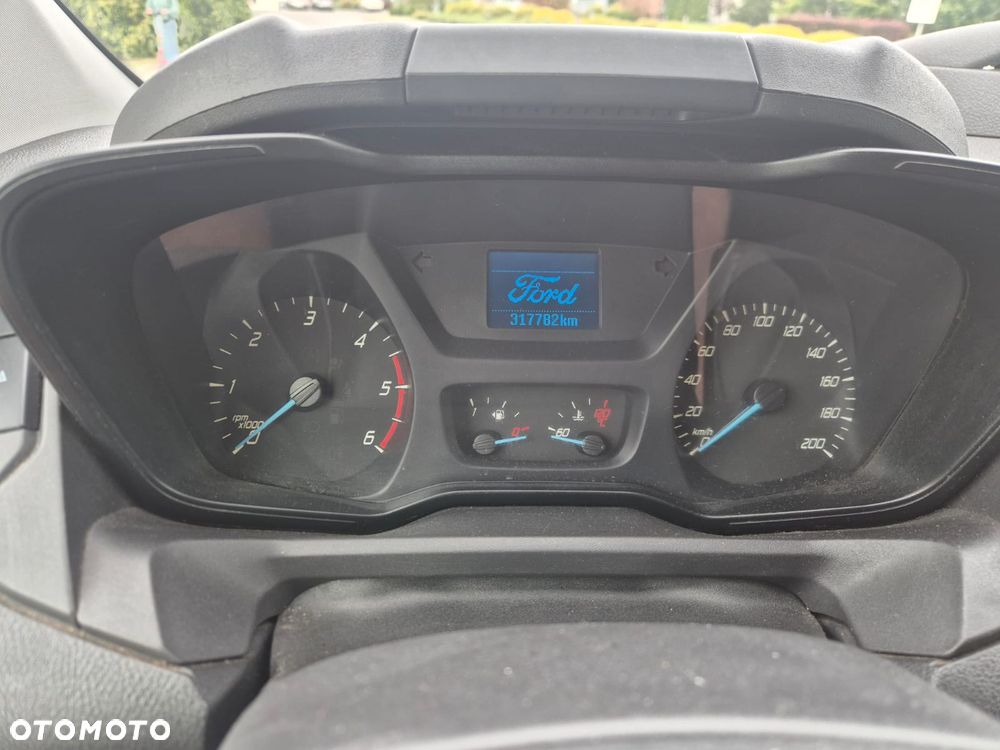 Ford Transit Custom - 11