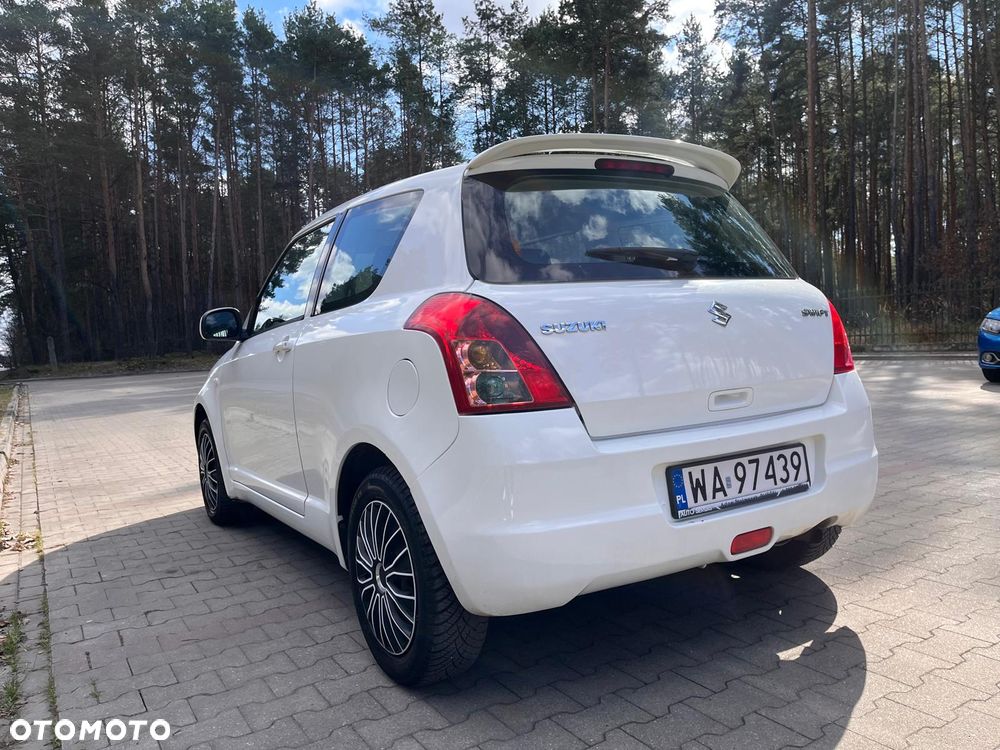 Suzuki Swift 1.3 Classic - 5