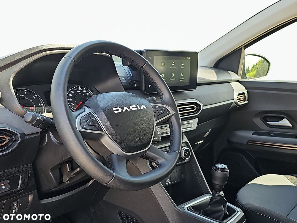 Dacia Sandero - 11