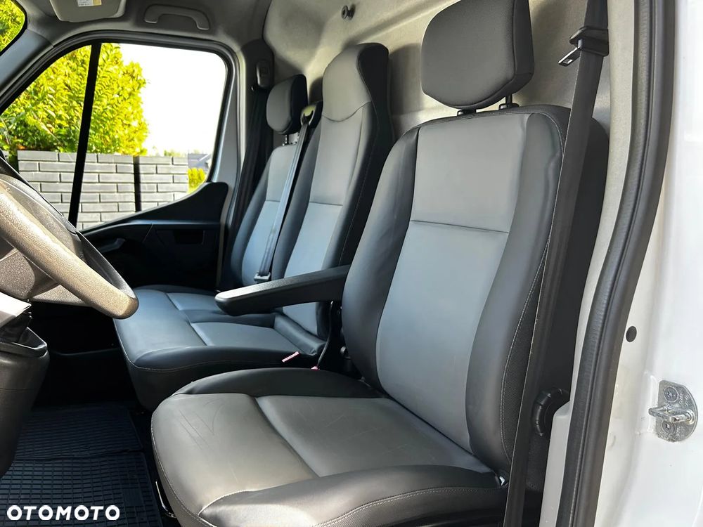 Renault Master - 18