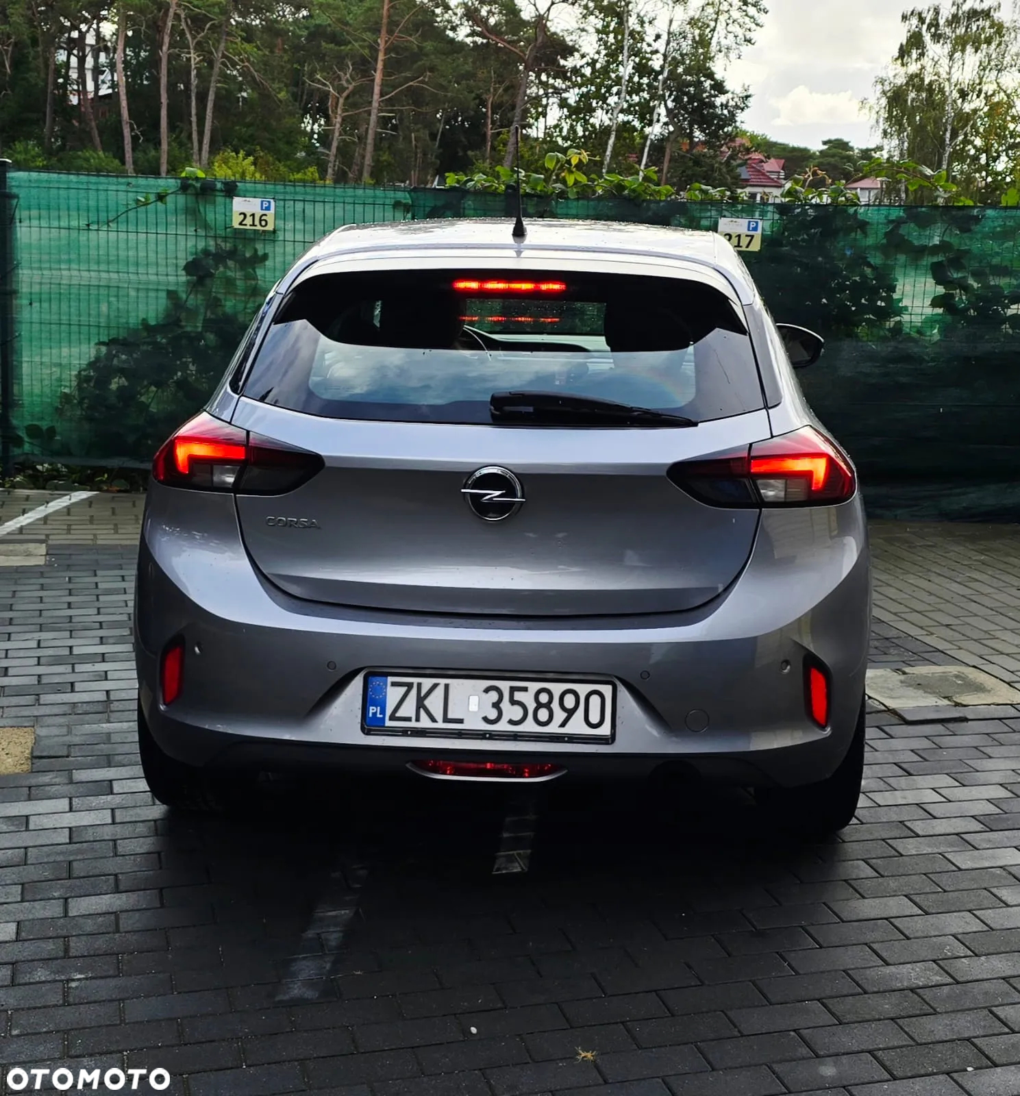 Opel Corsa 1.5 D Elegance S&S - 3