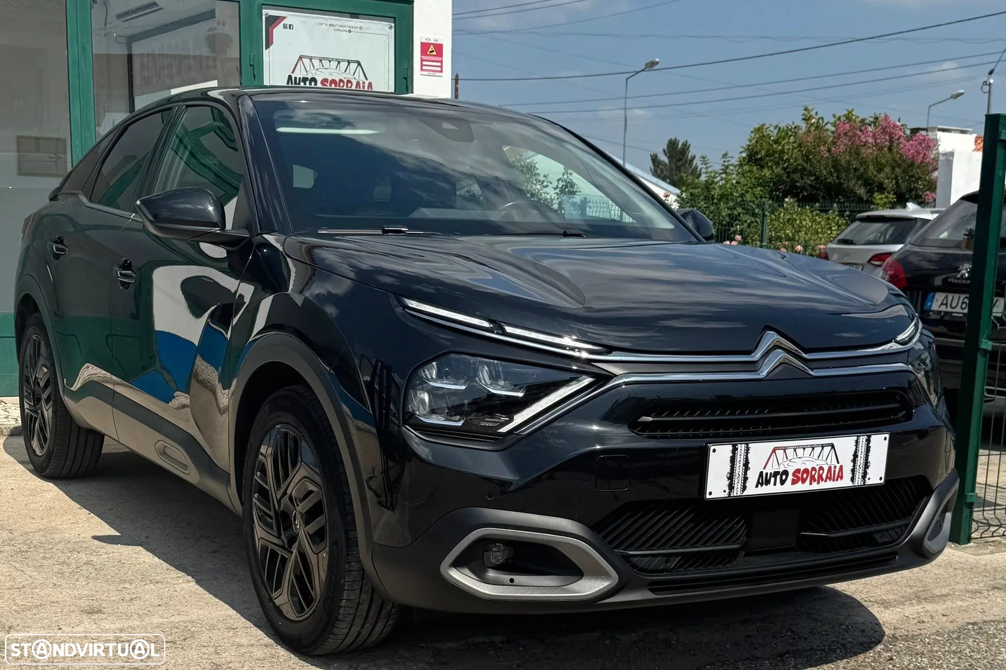 Citroën C4 1.2 PureTech Shine - 2