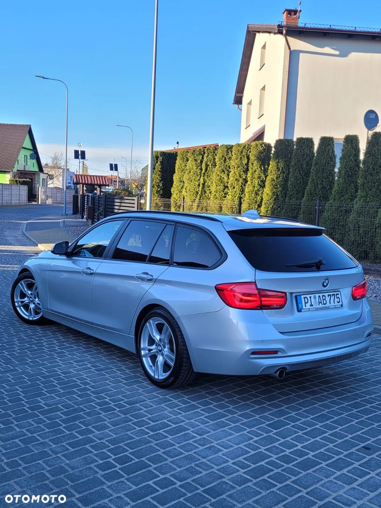 BMW Seria 3 318d Sport Line - 4