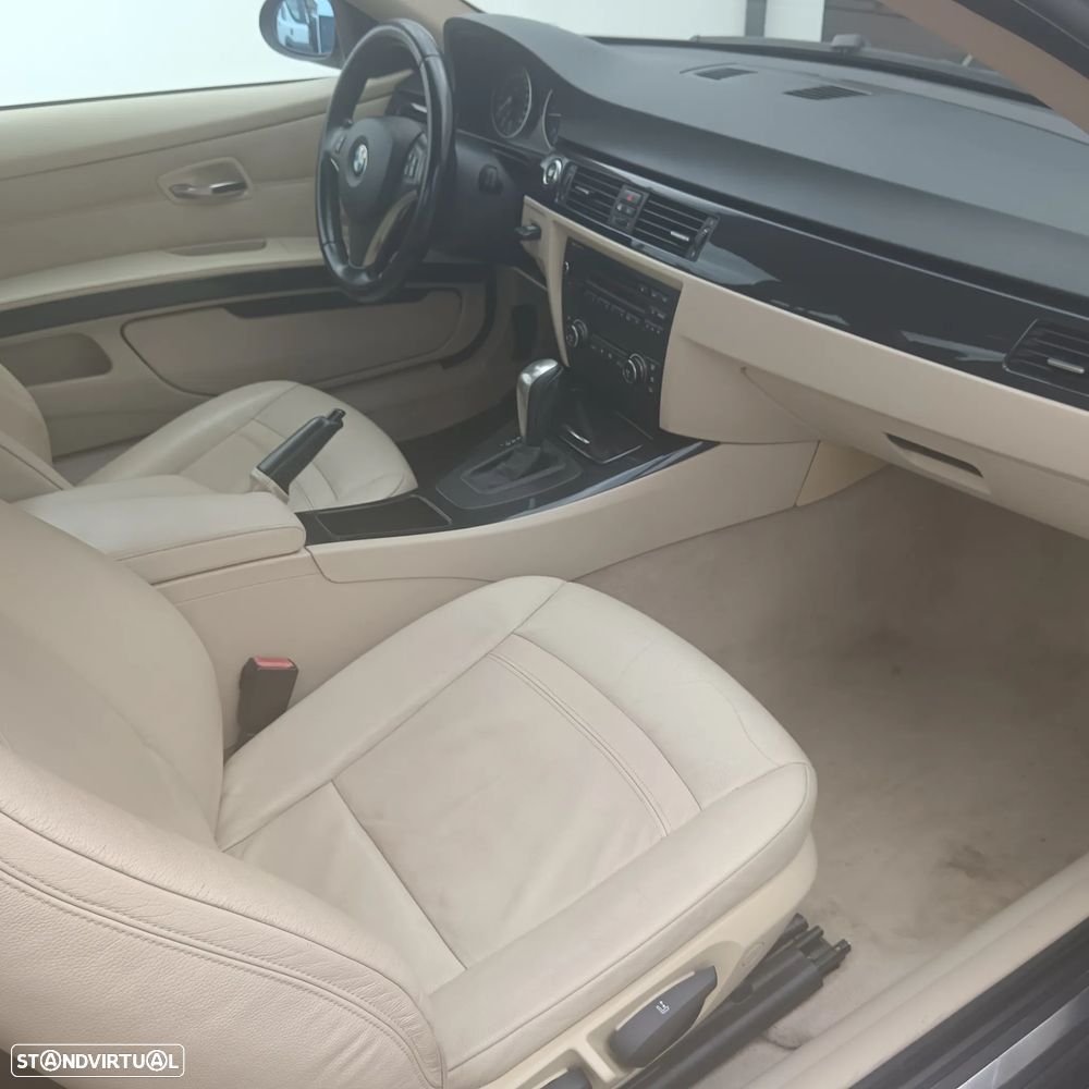 BMW 320 d Coupe Auto - 15