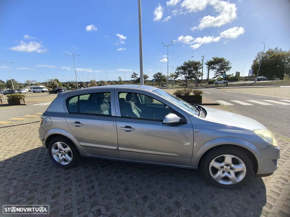 Opel Astra - 11