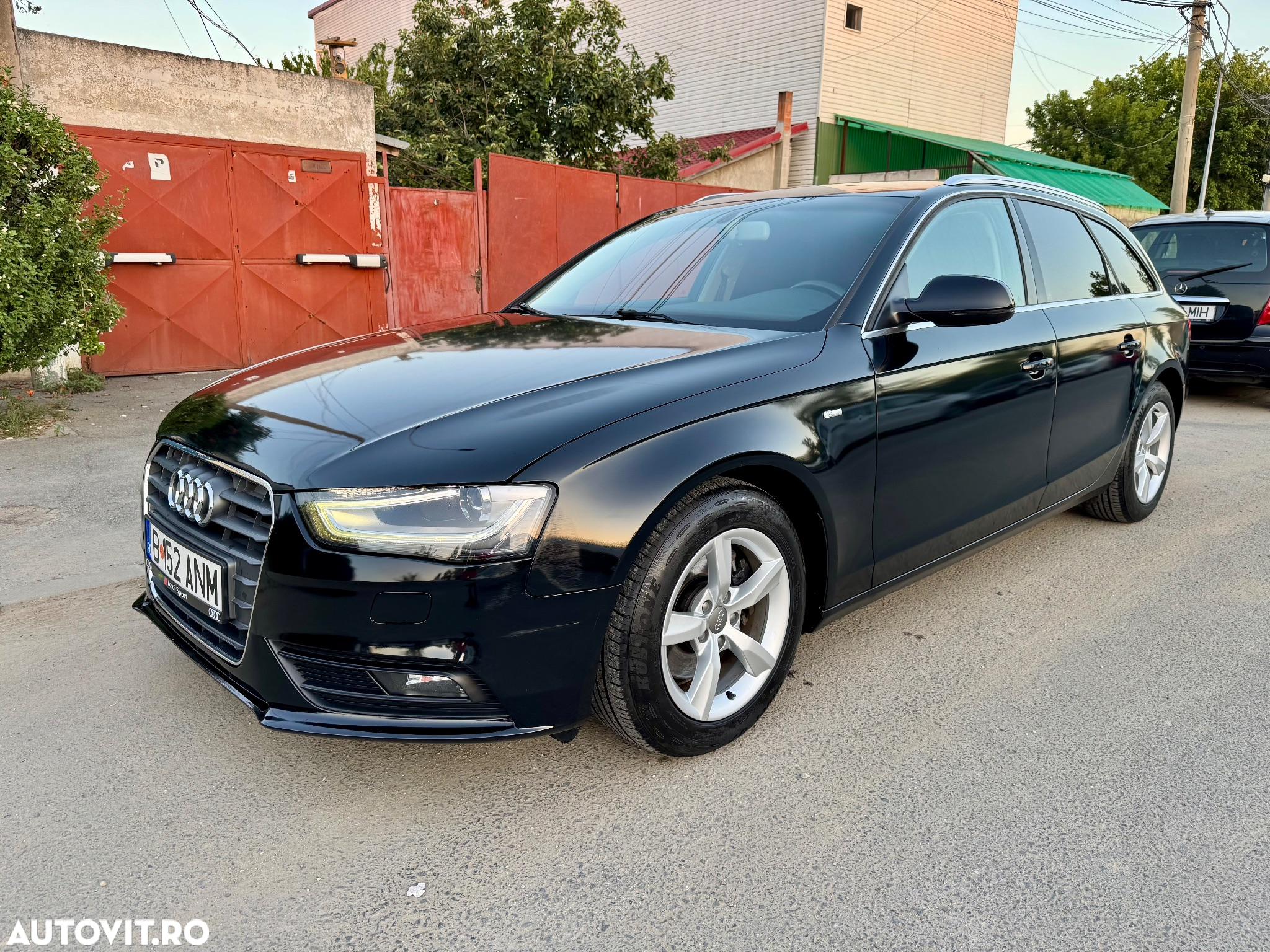 Audi A4 Avant 2.0 TDI - 10