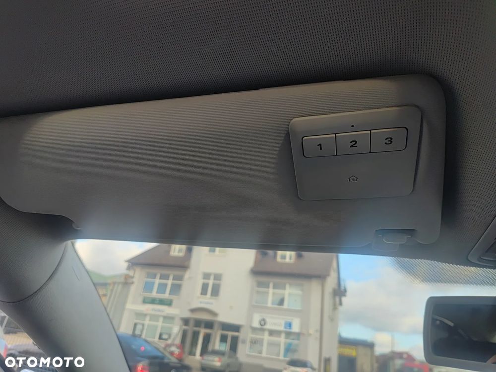 Volkswagen Passat 2.0 TDI DPF Comfortline DSG - 24