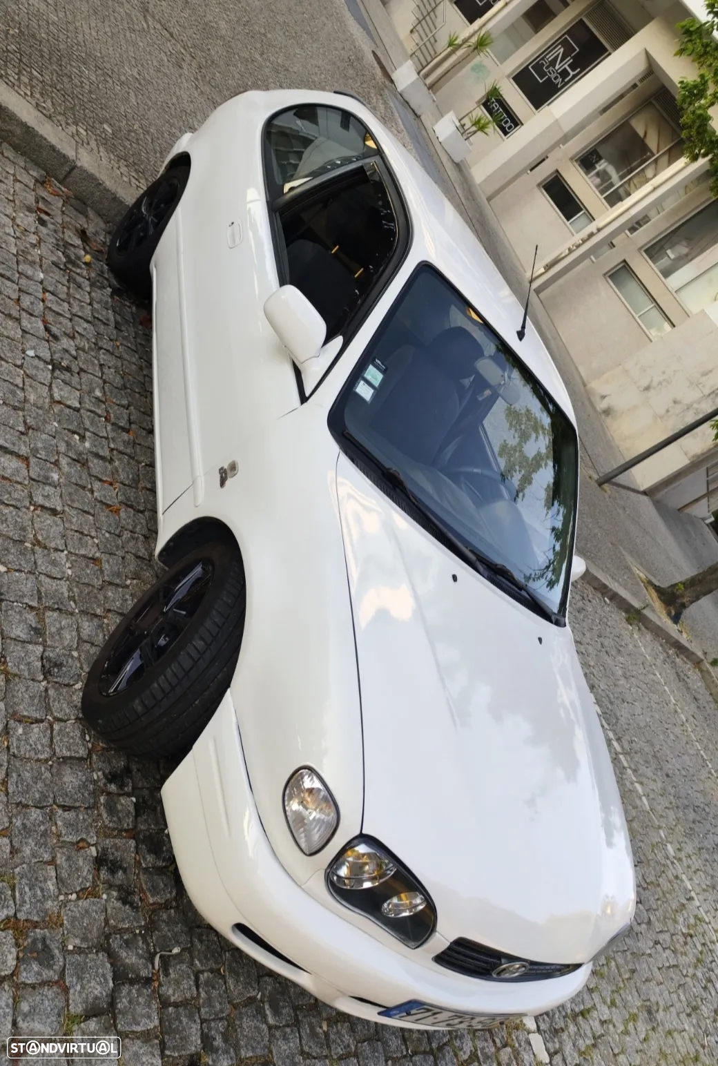 Toyota Corolla - 2
