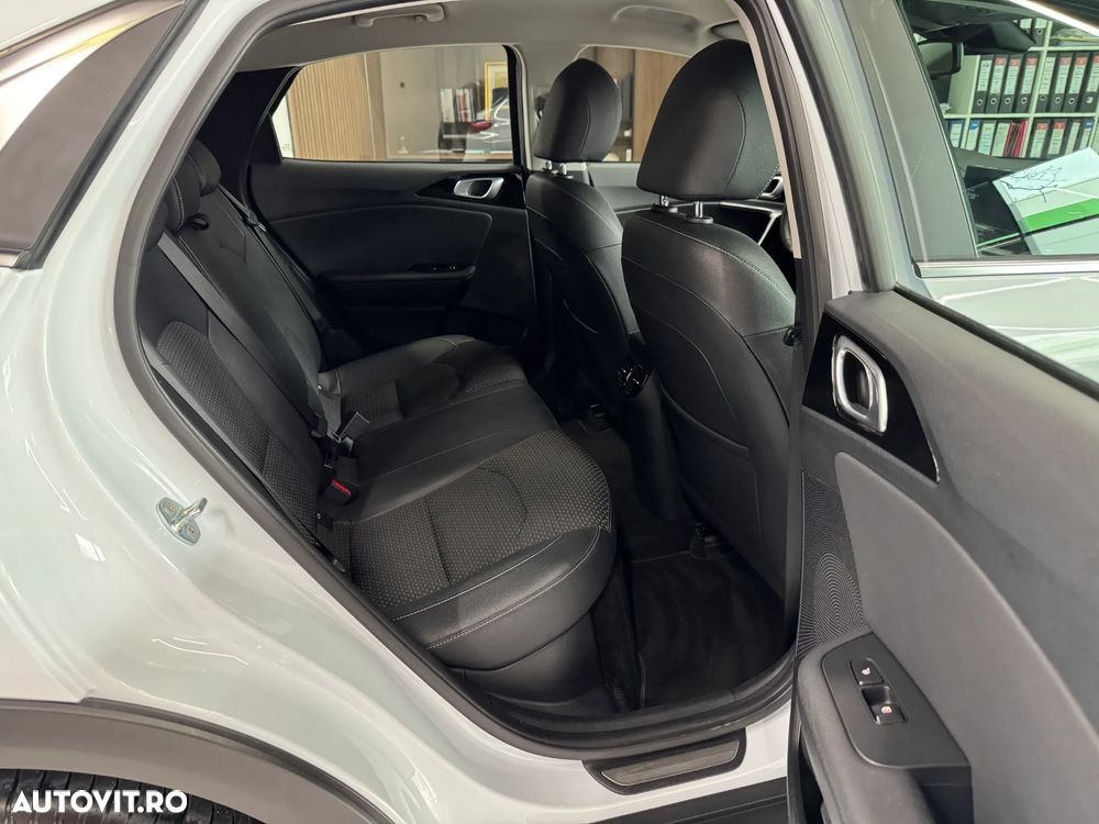 Kia XCeed 1.6 GDI DCT6 OPF SPIRIT - 11