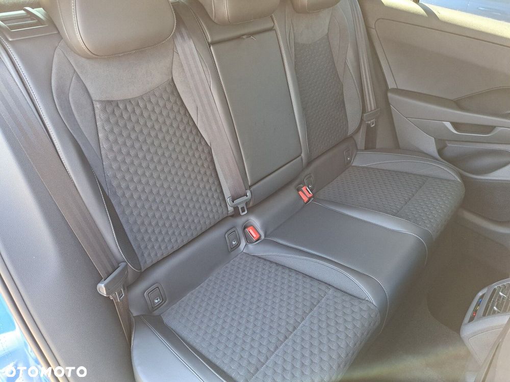 Volkswagen T-Roc 1.5 TSI R-Line DSG - 11
