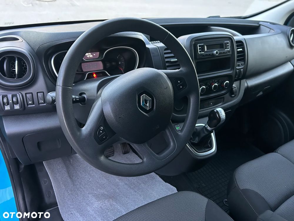 Renault Trafic - 23