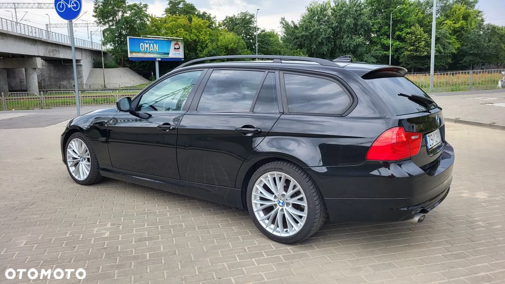 BMW Seria 3 320d - 8