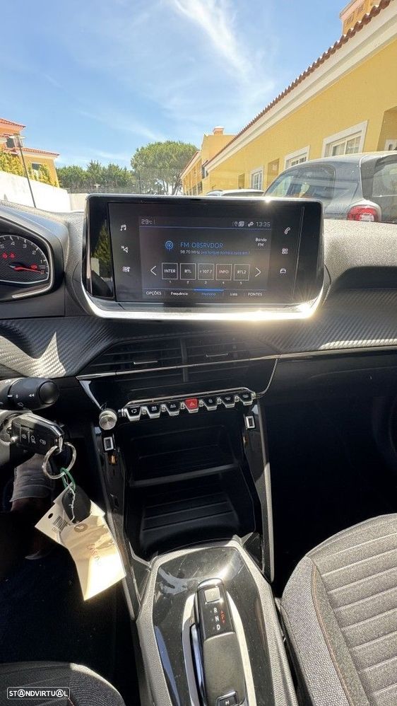 Peugeot 2008 1.2 PureTech Allure EAT8 - 16