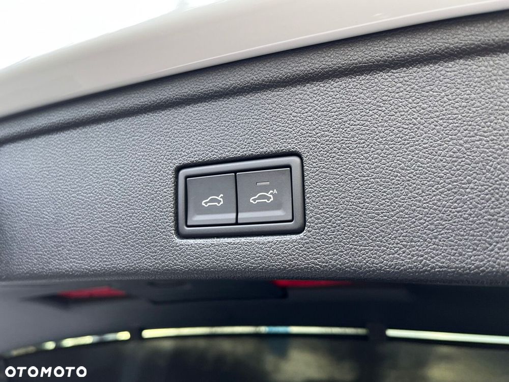 Volkswagen Touareg 3.0 V6 TDI 4Motion R-Line - 34