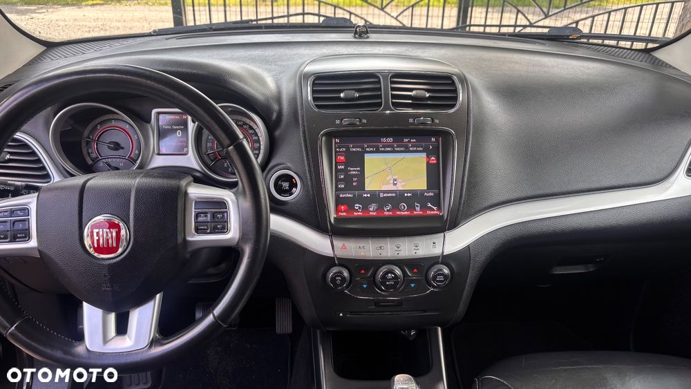 Fiat Freemont 2.0 Multijet 16V DPF Automatik Allrad Black Code - 22