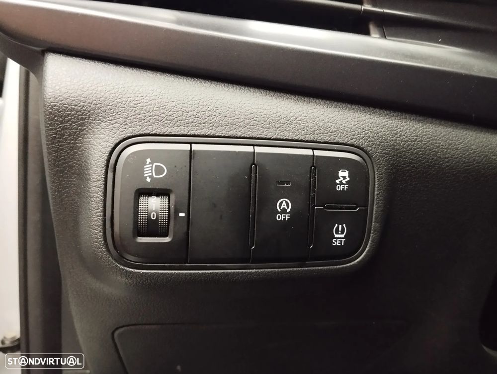 Hyundai Bayon 1.0 T-GDI Premium - 18