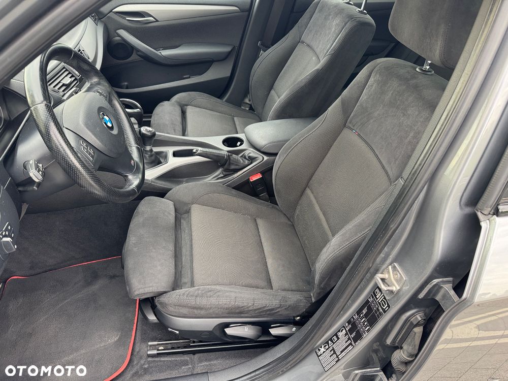 BMW X1 xDrive18d Sport Line - 17