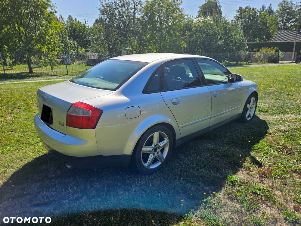 Audi A4 Avant - 7