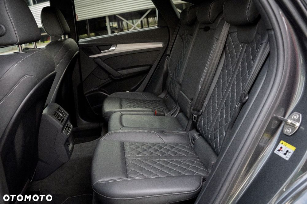 Audi Q5 40 TDI quattro S tronic sport - 11