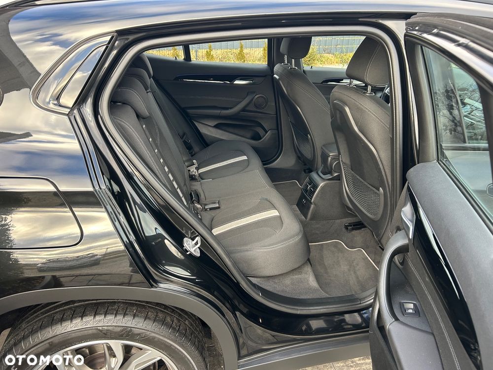 BMW X2 sDrive20i Advantage Plus - 17