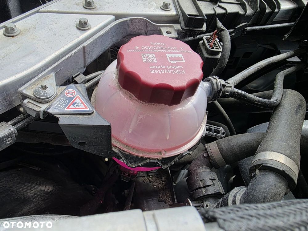 ZBIORNICZEK ZBIORNIK PŁYNU CHŁODZĄCEGO MERCEDES EQC N293 A2975005100 - 3