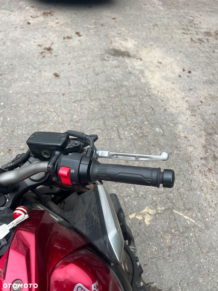 Honda CB - 16