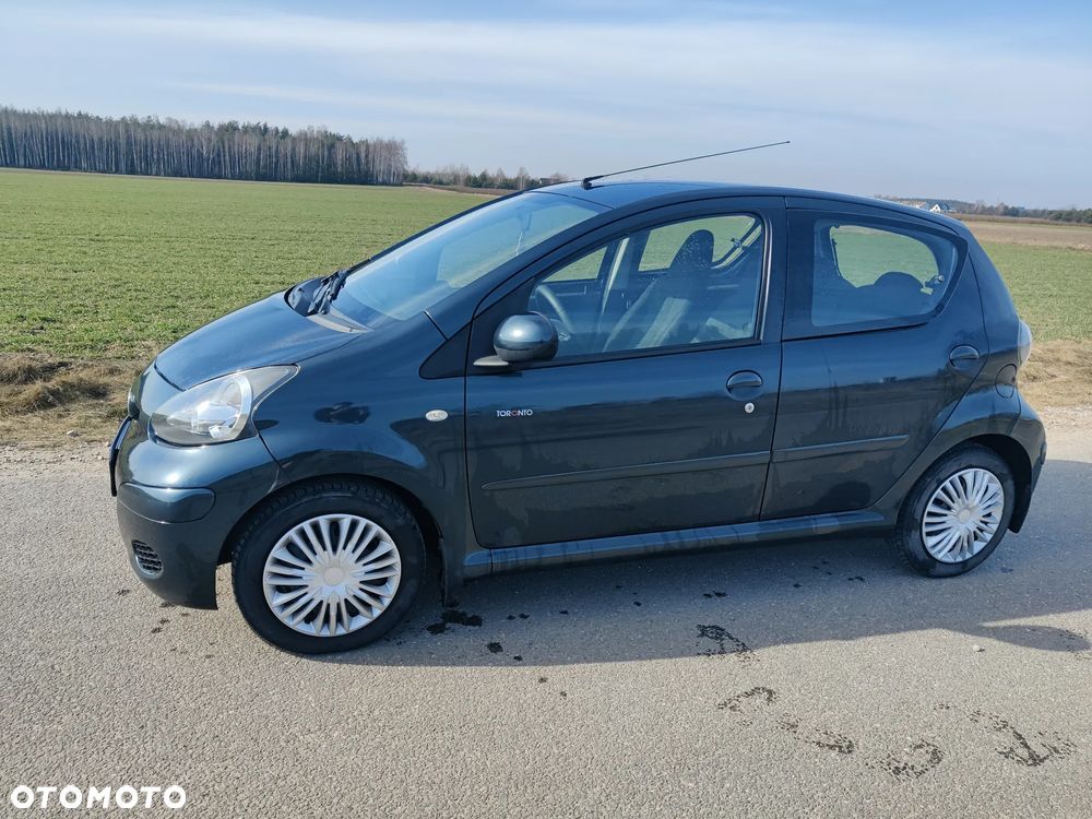 Toyota Aygo 1.0 VVT-i Sol - 2