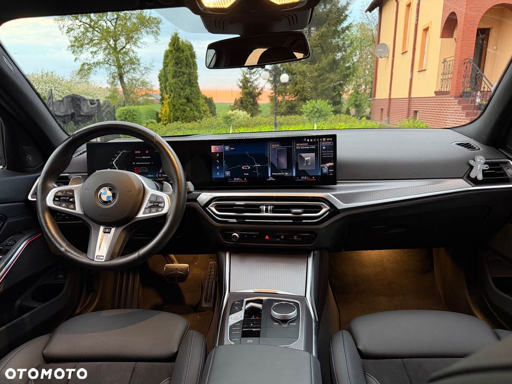 BMW Seria 3 320d xDrive MHEV M Sport sport - 16