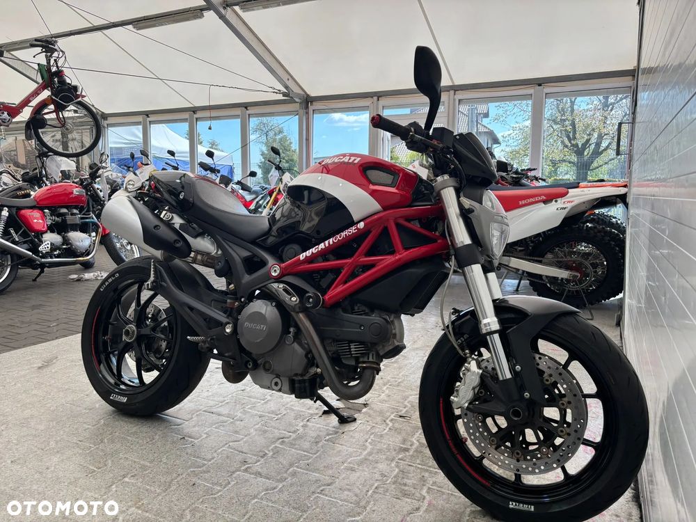 Ducati Monster - 8
