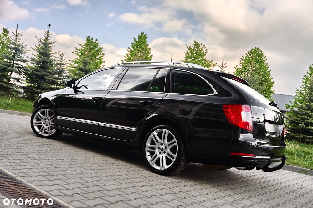 Skoda Superb 2.0 TDI DSG Exclusive - 4