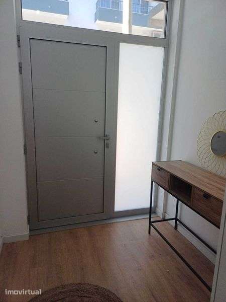 Apartamento t0+1 em Pombal - Grande imagem: 2/12
