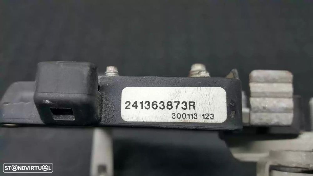 CAIXA RELÉS / FUSÍVEIS MERCEDES-BENZ CITAN FURGÃO 2014 -241363873R - 4