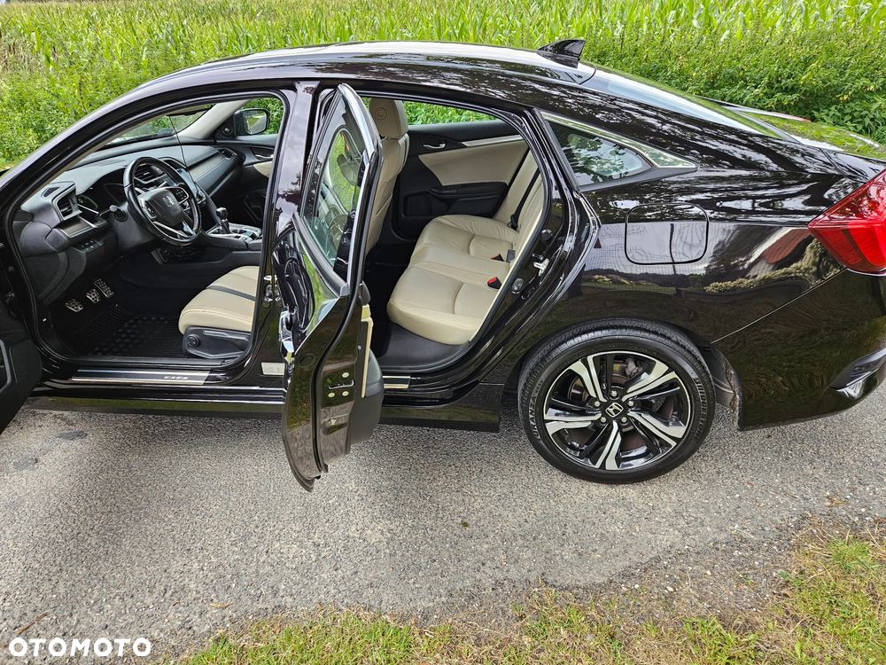 Honda Civic 1.5 T Executive - 10