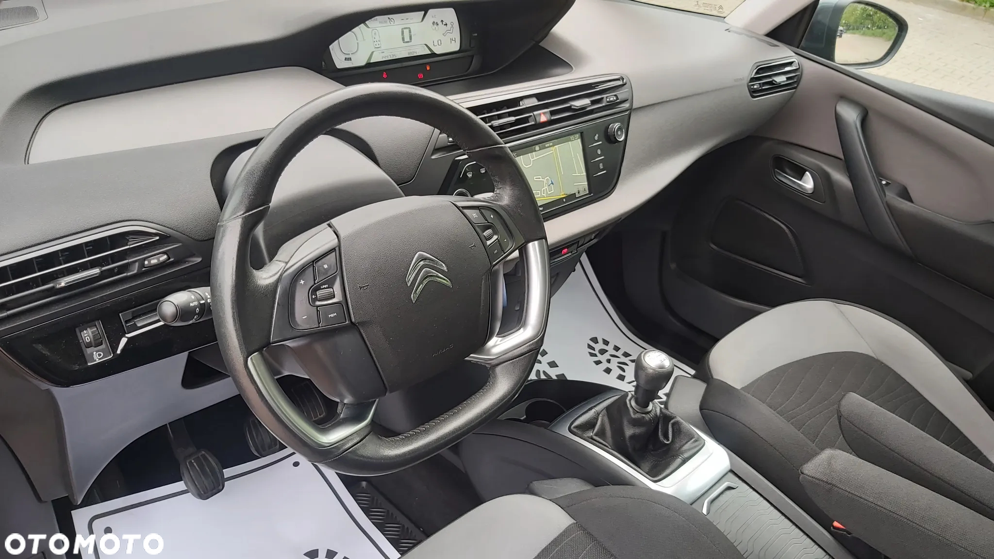 Citroën C4 Picasso e-HDi 115 Exclusive - 24