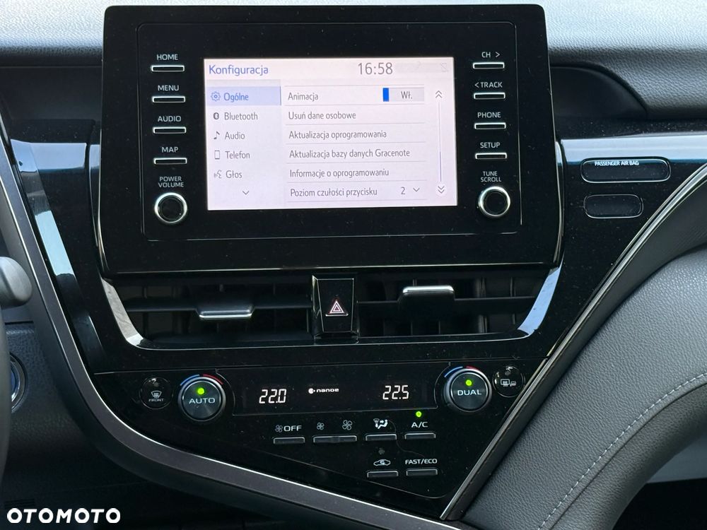 Toyota Camry 2.5 Hybrid Comfort CVT - 11
