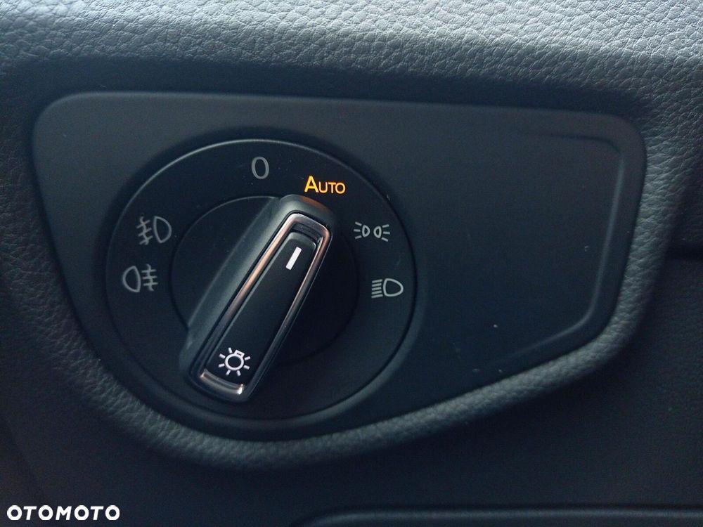 Volkswagen Touran 1.5 TSI EVO Highline DSG - 24