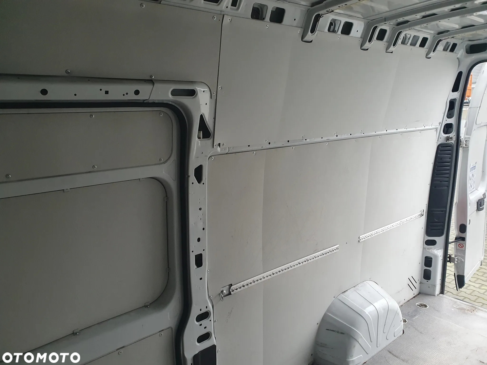 Zabudowa,podłoga, ściany,opłytowanie Fiat Ducato Maxi L4H3 - 4